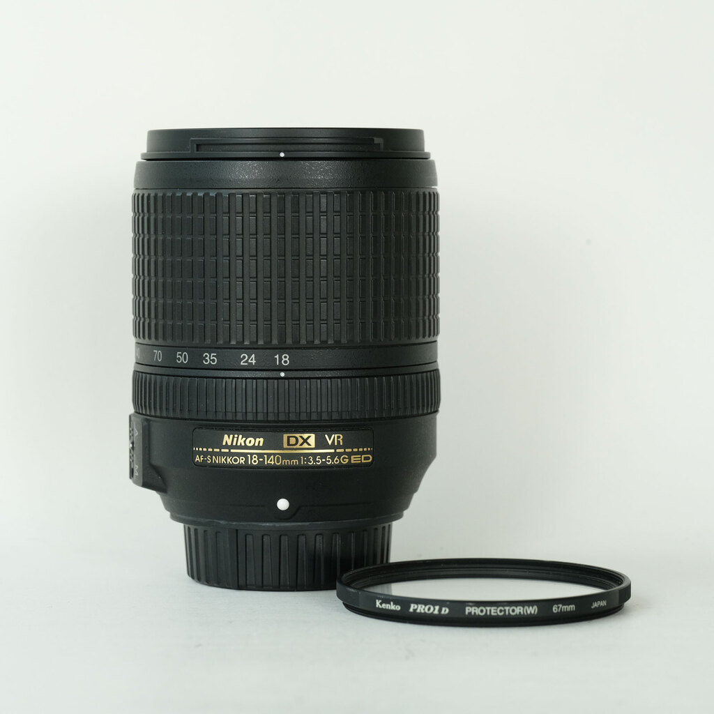 Nikon AF-S DX NIKKOR 18-140mm F3.5-5.6G ED VRの出品 | ONE SCENE