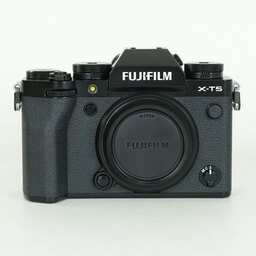 FUJIFILM X-T5