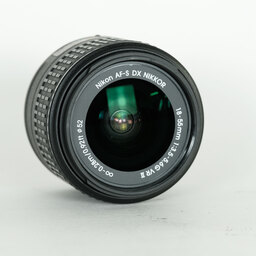 Nikon AF-S DX NIKKOR 18-55mm f3.5-5.6G VR II