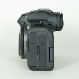 Canon EOS R6