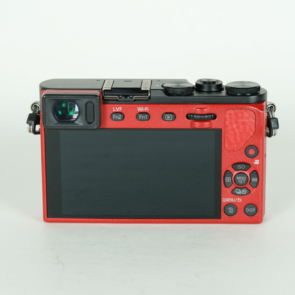 Panasonic LUMIX DMC-GM5ボディ レッドの出品 | ONE SCENE（ワンシーン）