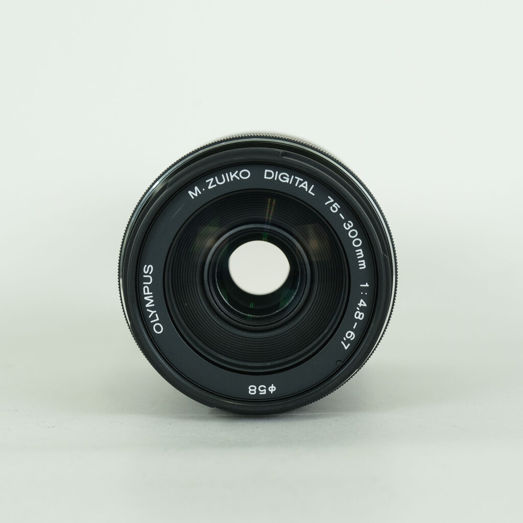 OLYMPUS M.ZUIKO DIGITAL ED 75-300mm F4.8-6.7 II