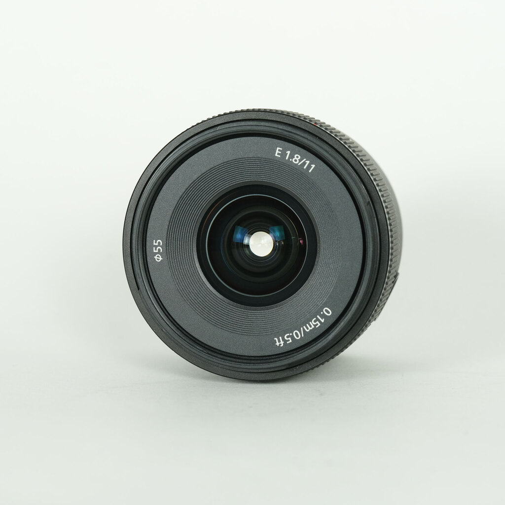 SONY E 11mm F1.8 SEL11F18