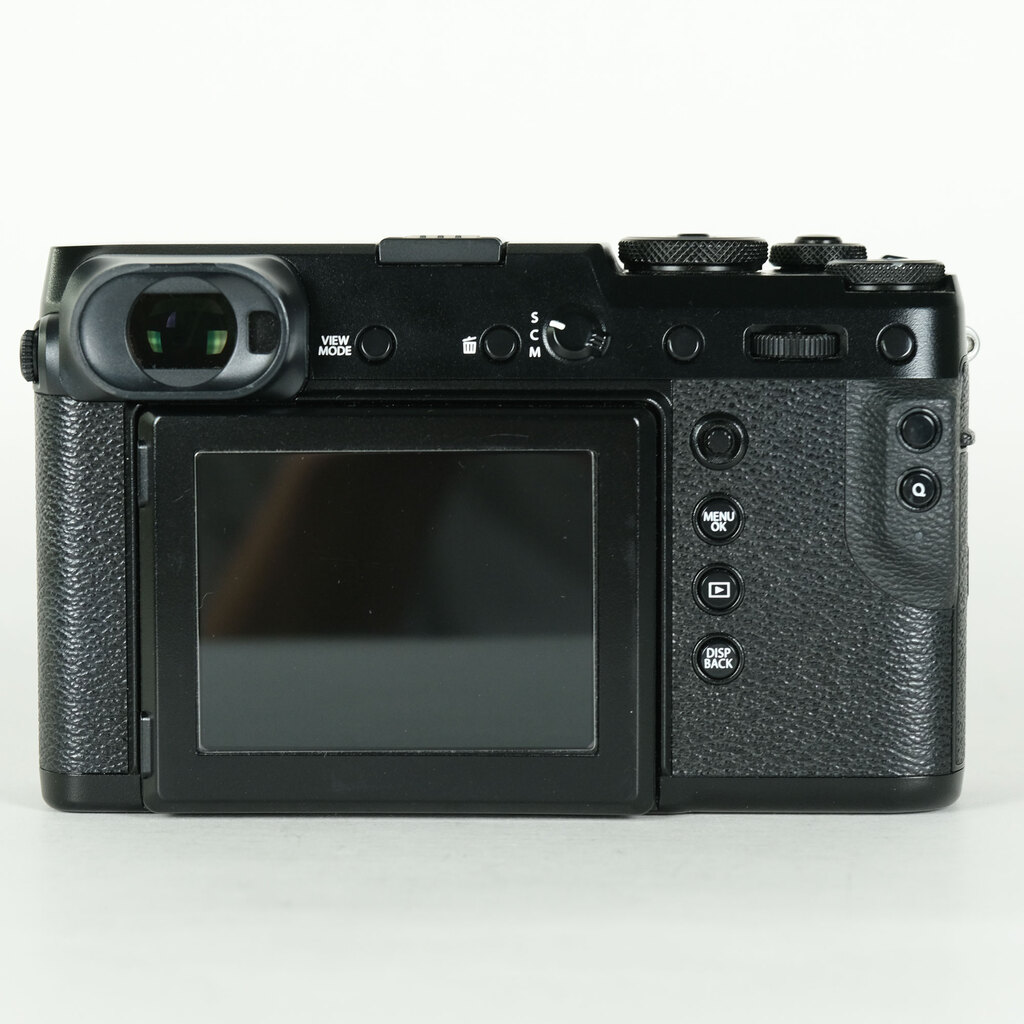 FUJIFILM GFX 50R FUJIFILM GFX 50R