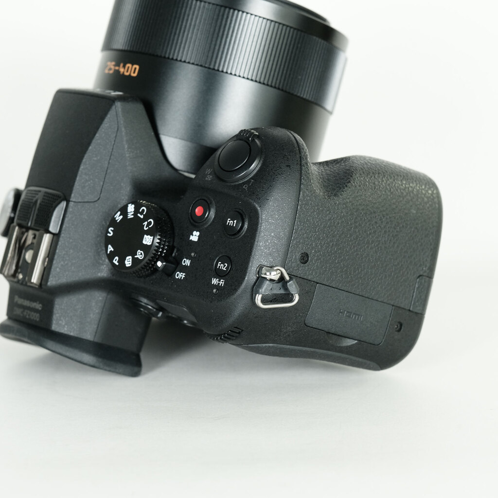 Panasonic LUMIX DMC-FZ1000