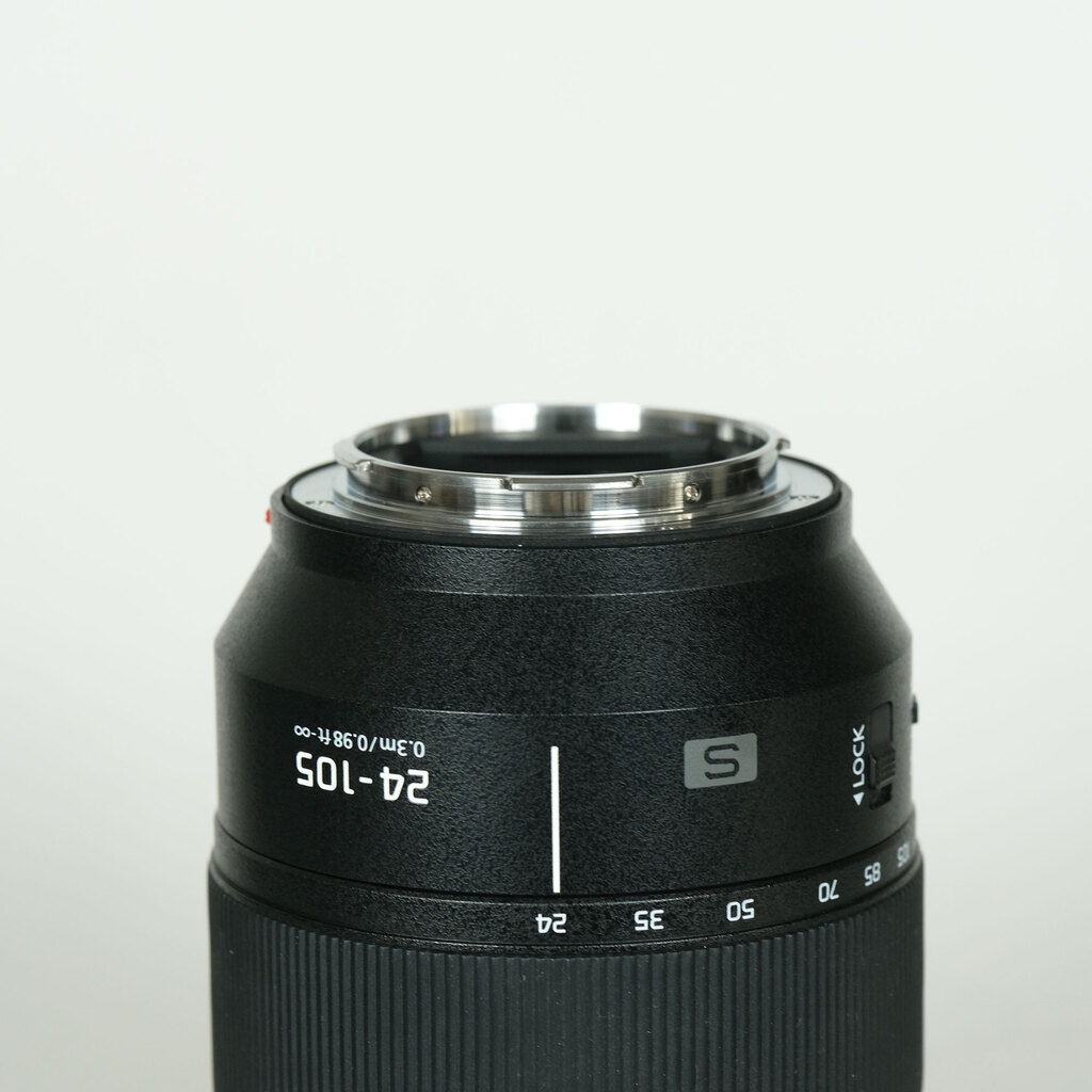 Panasonic LUMIX S 24-105mm F4 MACRO O.I.S.