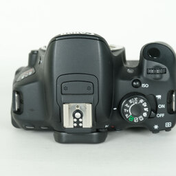Canon EOS Kiss X7i Canon EOS Kiss X7i