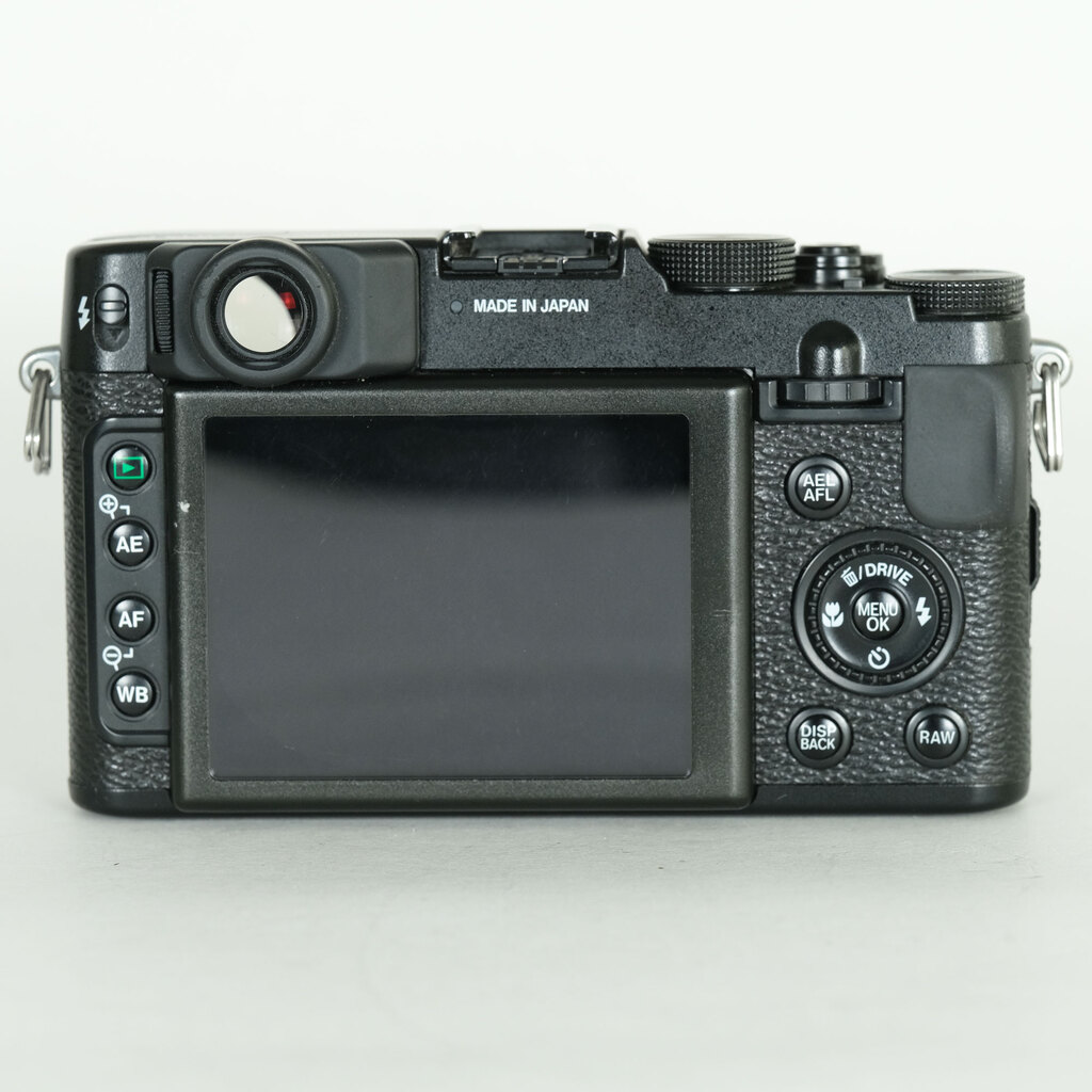 FUJIFILM X10 ブラック