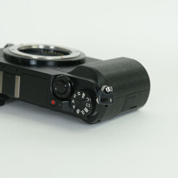 Panasonic LUMIX DMC-GX7MK2 ボディ ブラック