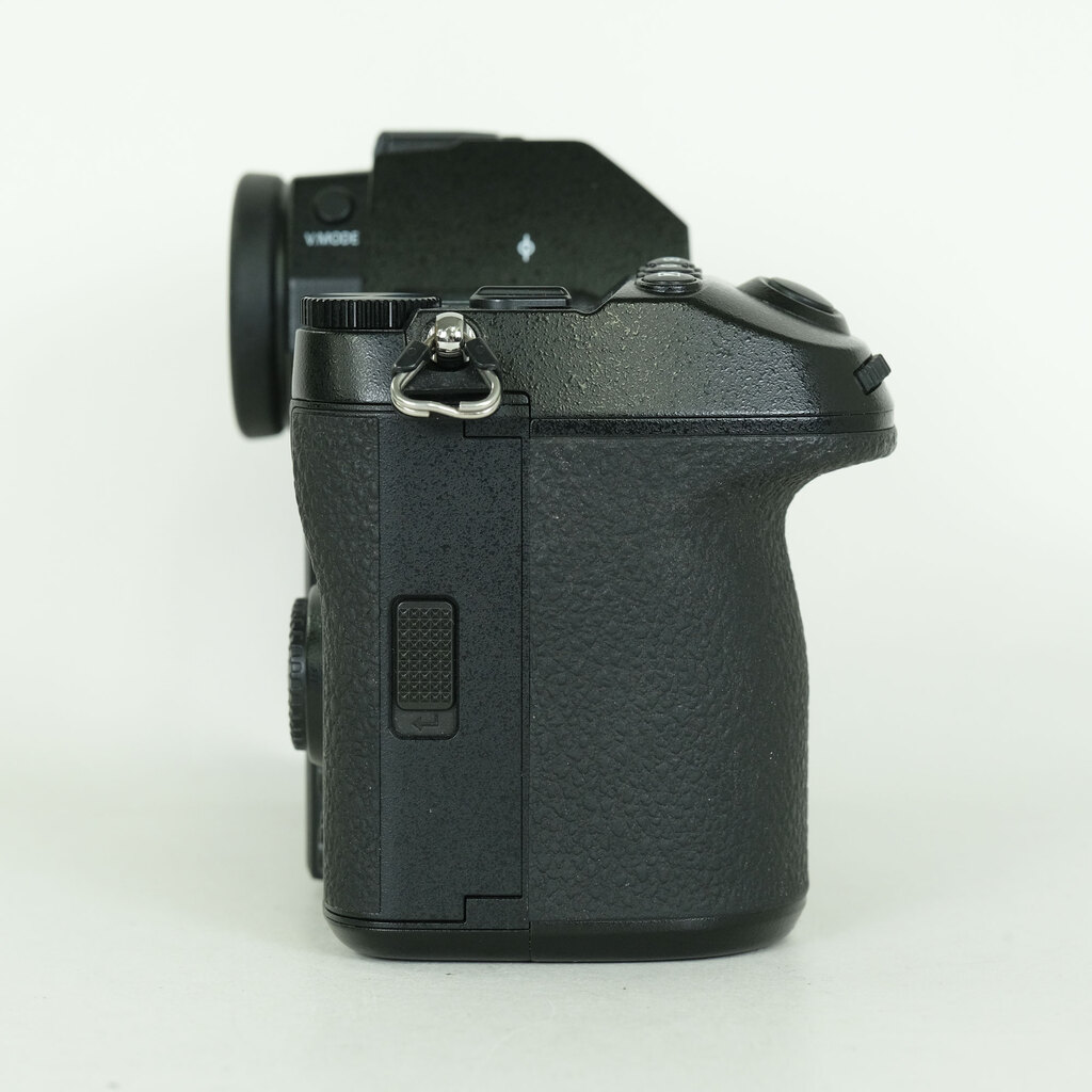 Panasonic LUMIX DC-S1