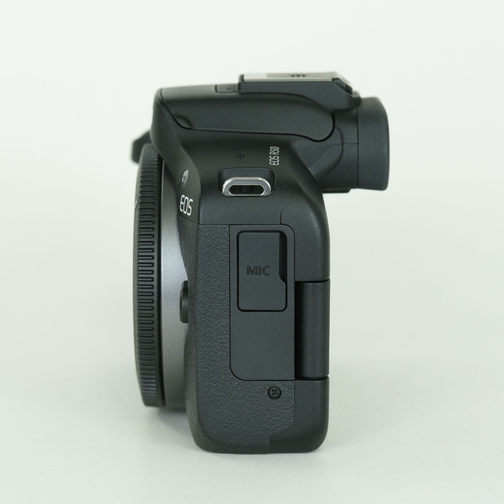 Canon EOS R50 Canon EOS R50