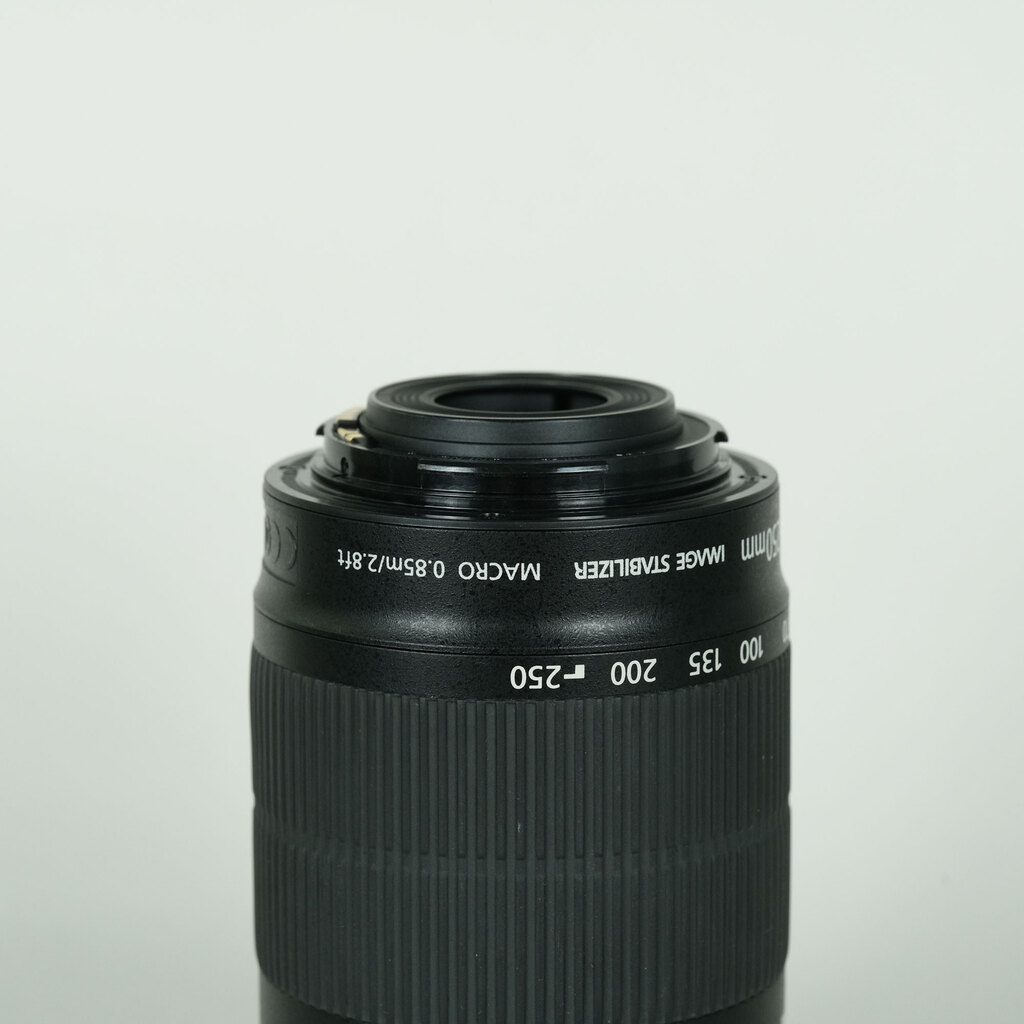 Canon EF-S55-250mm F4-5.6 IS STM Canon EF-S55-250mm F4-5.6 IS STM