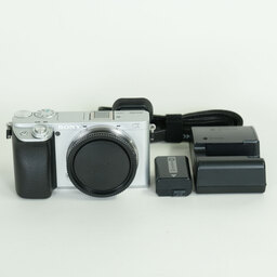 SONY α6400(ILCE-6400) SONY α6400(ILCE-6400)