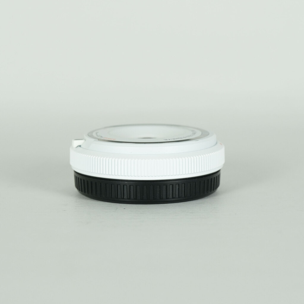 OLYMPUS フィッシュアイボディキャップレンズ（9mm F8.0 FISHEYE
