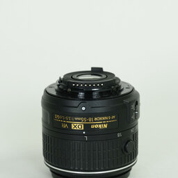 Nikon AF-S DX NIKKOR 18-55mm f3.5-5.6G VR II