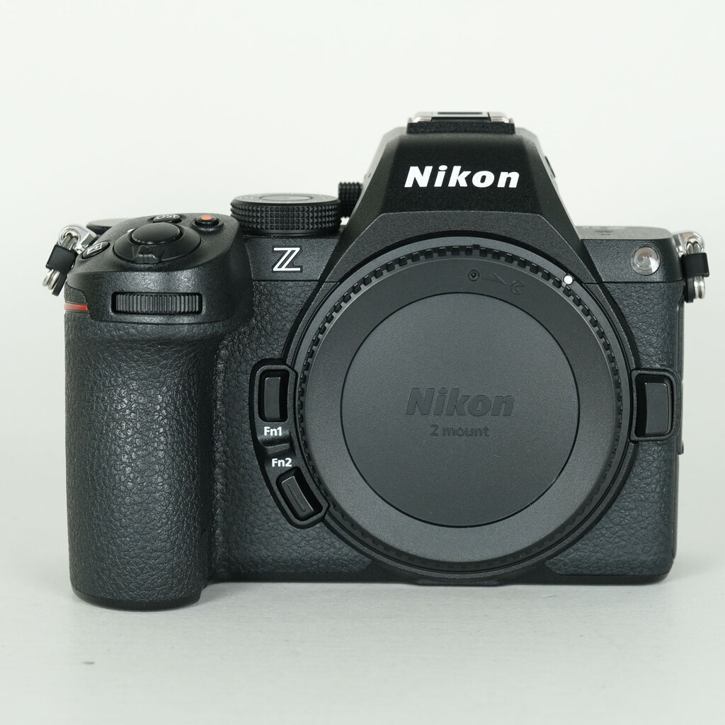 Nikon Z5II [�{�f�B]