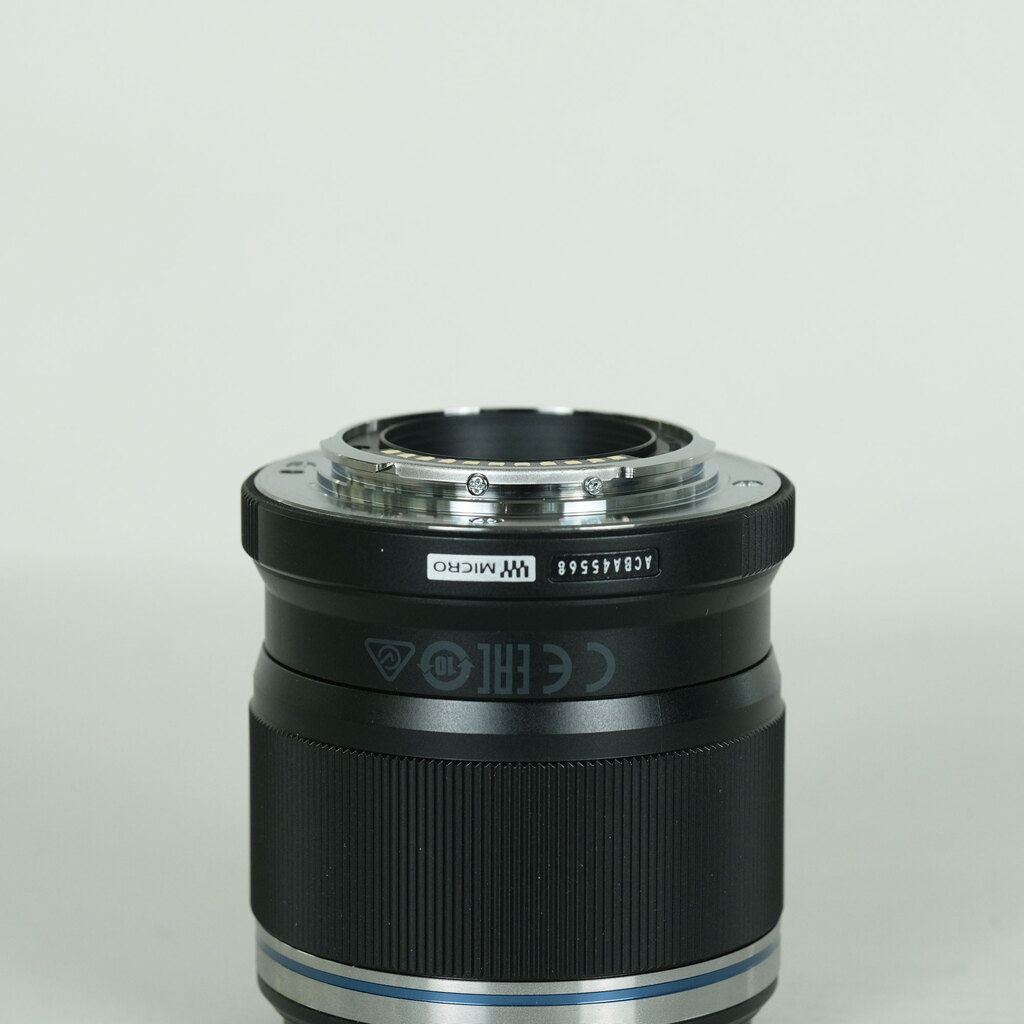 OLYMPUS M.ZUIKO DIGITAL ED 30mm F3.5 Macroの出品 | ONE SCENE（ワン