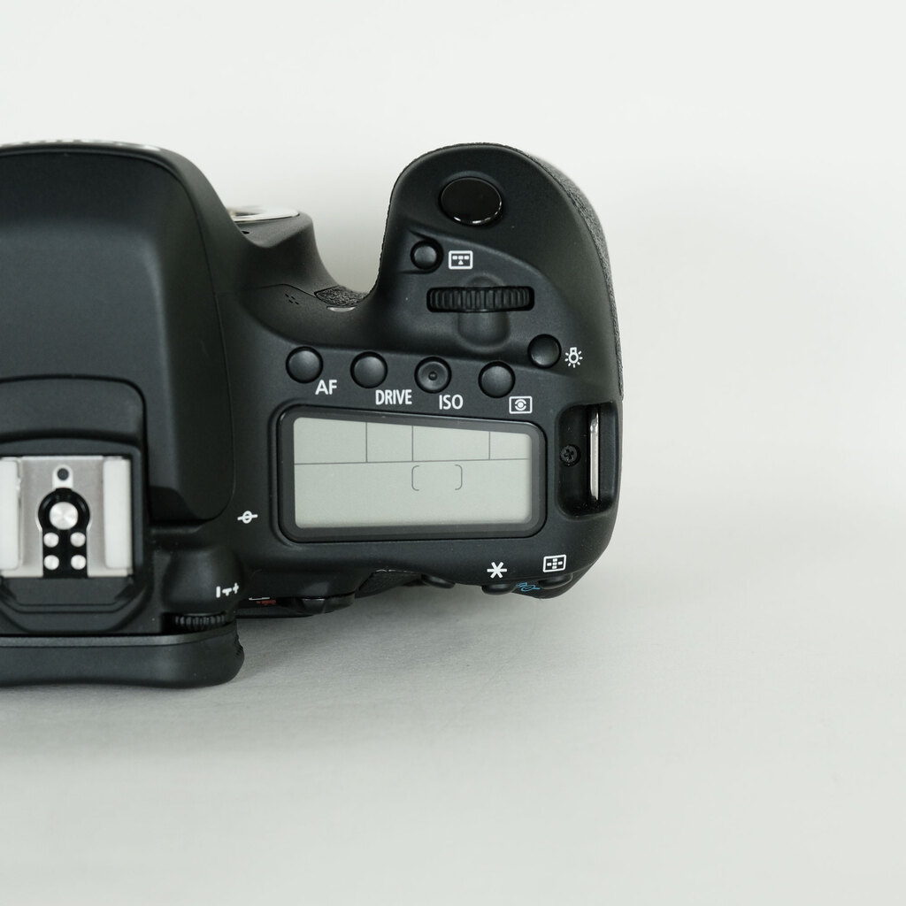 Canon EOS 80Dの出品 | ONE SCENE（ワンシーン）