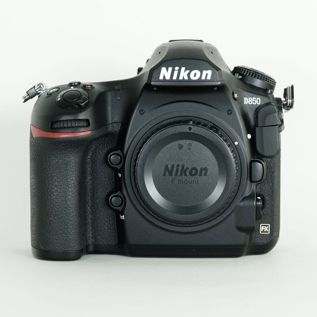 Nikon D850