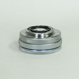 OLYMPUS M.ZUIKO DIGITAL ED 14-42mm F3.5-5.6 EZ シルバー