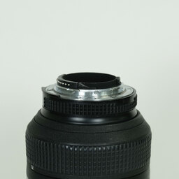 Nikon AF-S ED 28-70mm F2.8 D ブラック