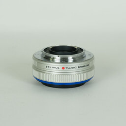 OLYMPUS M.ZUIKO DIGITAL 17mm F2.8 シルバー