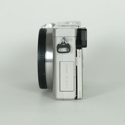 SONY α6000(ILCE-6000) SONY α6000(ILCE-6000)