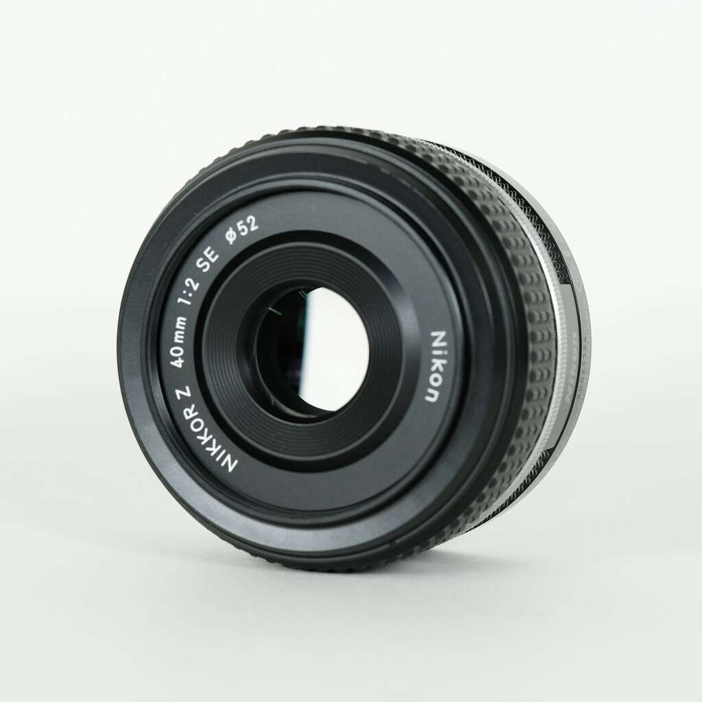 Nikon NIKKOR Z 40mm f/2 Nikon NIKKOR Z 40mm f/2