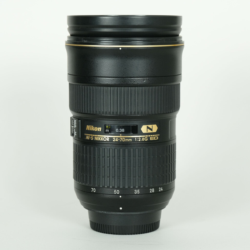 Nikon AF-S NIKKOR 24-70mm f/2.8G ED Nikon AF-S NIKKOR 24-70mm f/2.8G ED