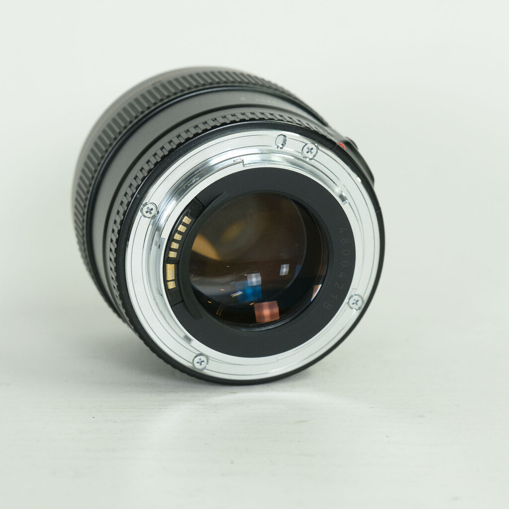 Canon EF85mm F1.8 USM