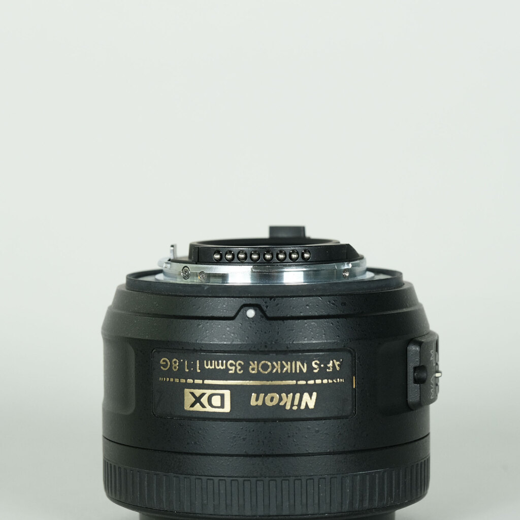 Nikon AF-S DX NIKKOR 35mm f/1.8Gの出品 | ONE SCENE（ワンシーン）