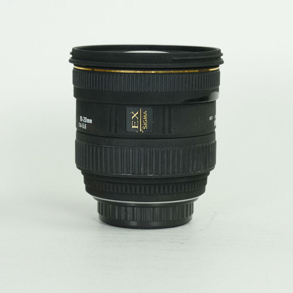 SIGMA 10-20mm F4-5.6 EX DC (ペンタックス用) SIGMA 10-20mm F4-5.6 EX DC (ペンタックス用)