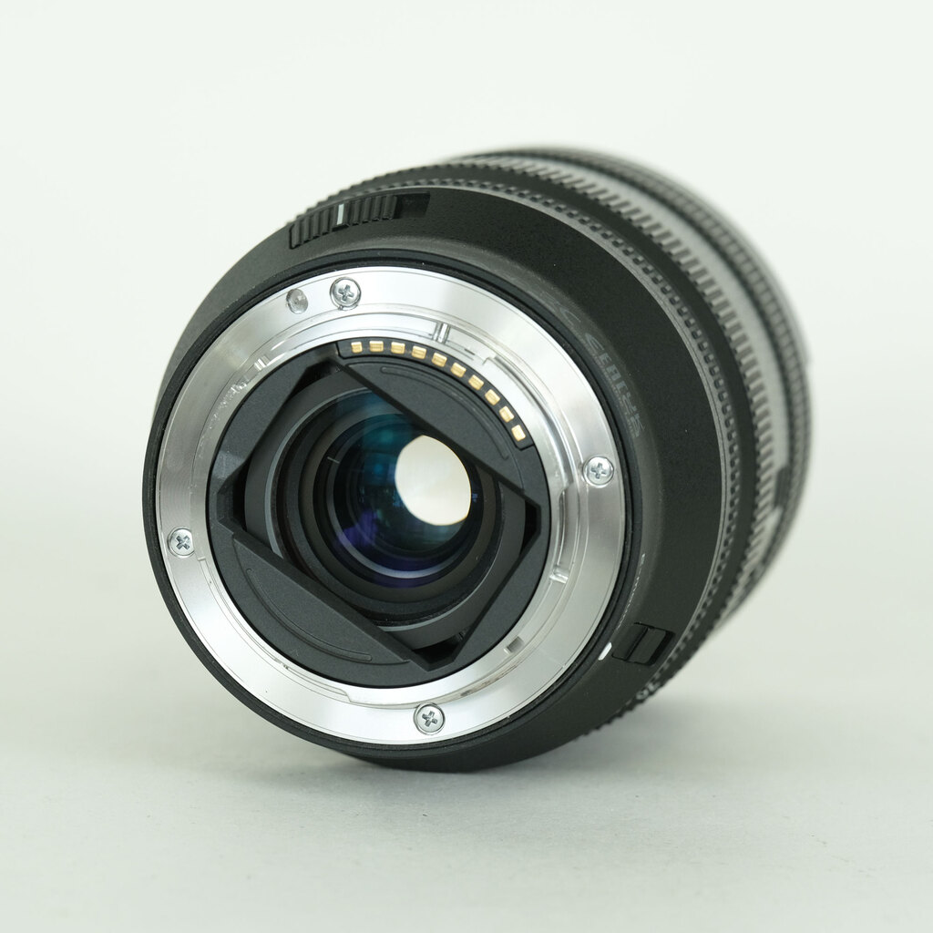 SONY FE 20-70mm F4 G SEL2070G