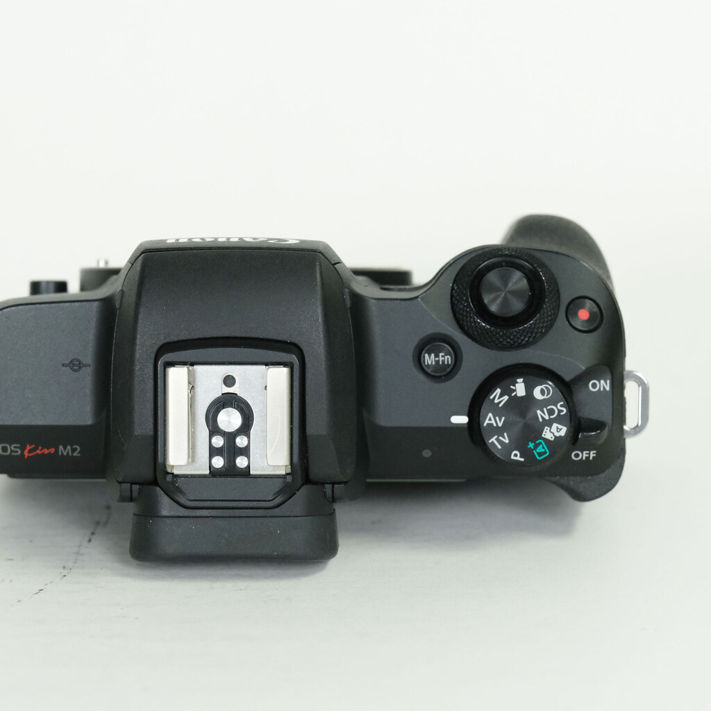 Canon EOS Kiss M2 Canon EOS Kiss M2