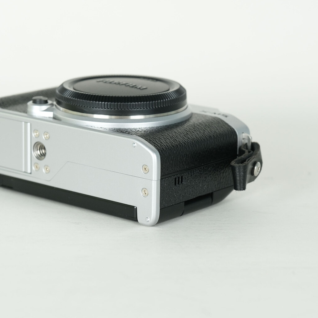 FUJIFILM X-M5 FUJIFILM X-M5