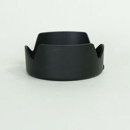 Canon EF-S18-135mm F3.5-5.6 IS USM Canon EF-S18-135mm F3.5-5.6 IS USM