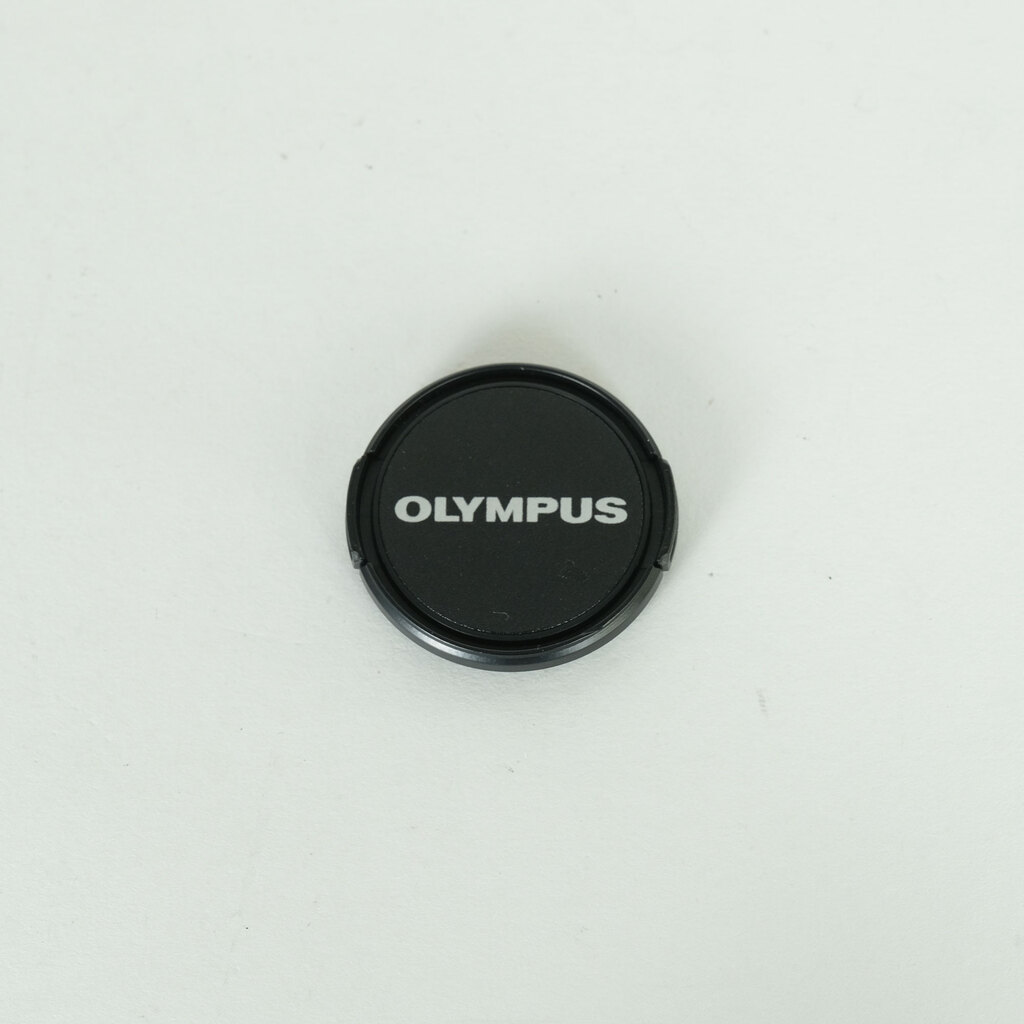 OLYMPUS M.ZUIKO DIGITAL ED 14-42mm F3.5-5.6 EZ シルバー OLYMPUS M.ZUIKO DIGITAL ED 14-42mm F3.5-5.6 EZ シルバー