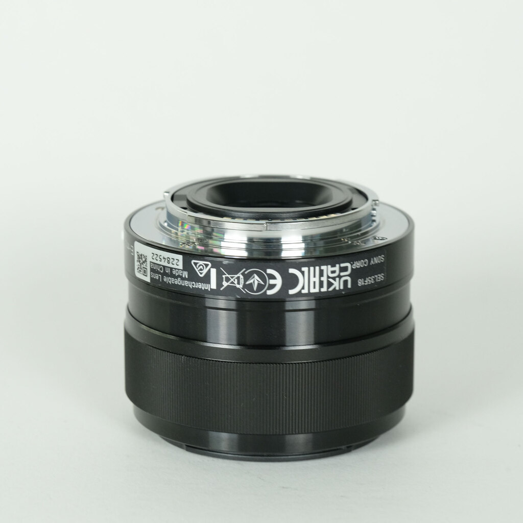 SONY E 35mm F1.8 OSS SEL35F18 SONY E 35mm F1.8 OSS SEL35F18