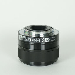 SONY E 35mm F1.8 OSS SEL35F18 SONY E 35mm F1.8 OSS SEL35F18