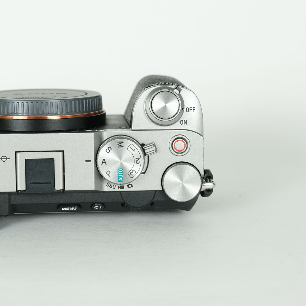SONY α7C II(ILCE-7CM2) SONY α7C II(ILCE-7CM2)