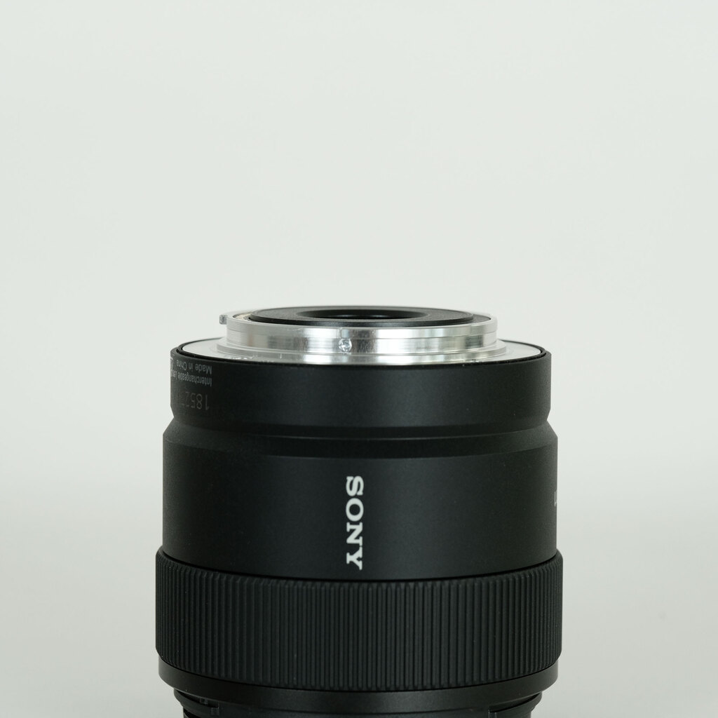 SONY E 11mm F1.8 SEL11F18