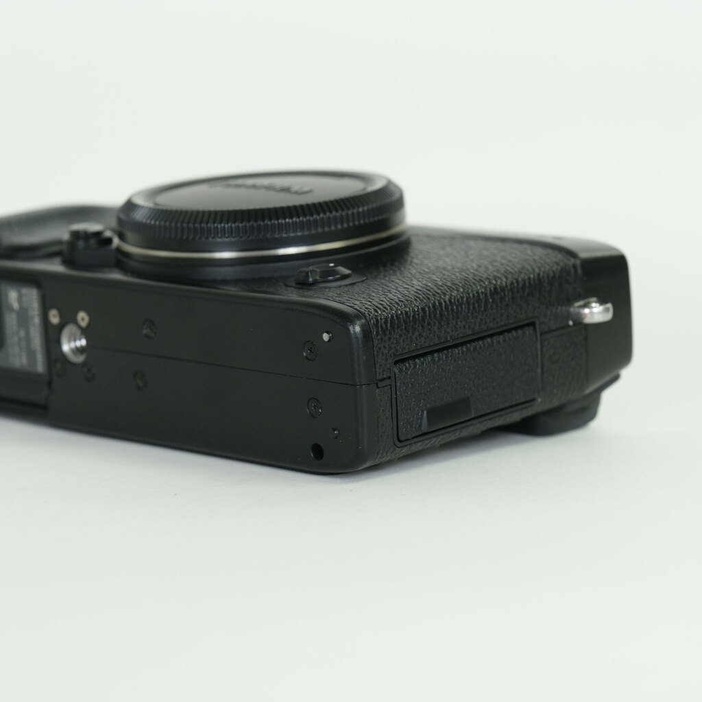 FUJIFILM X-E2