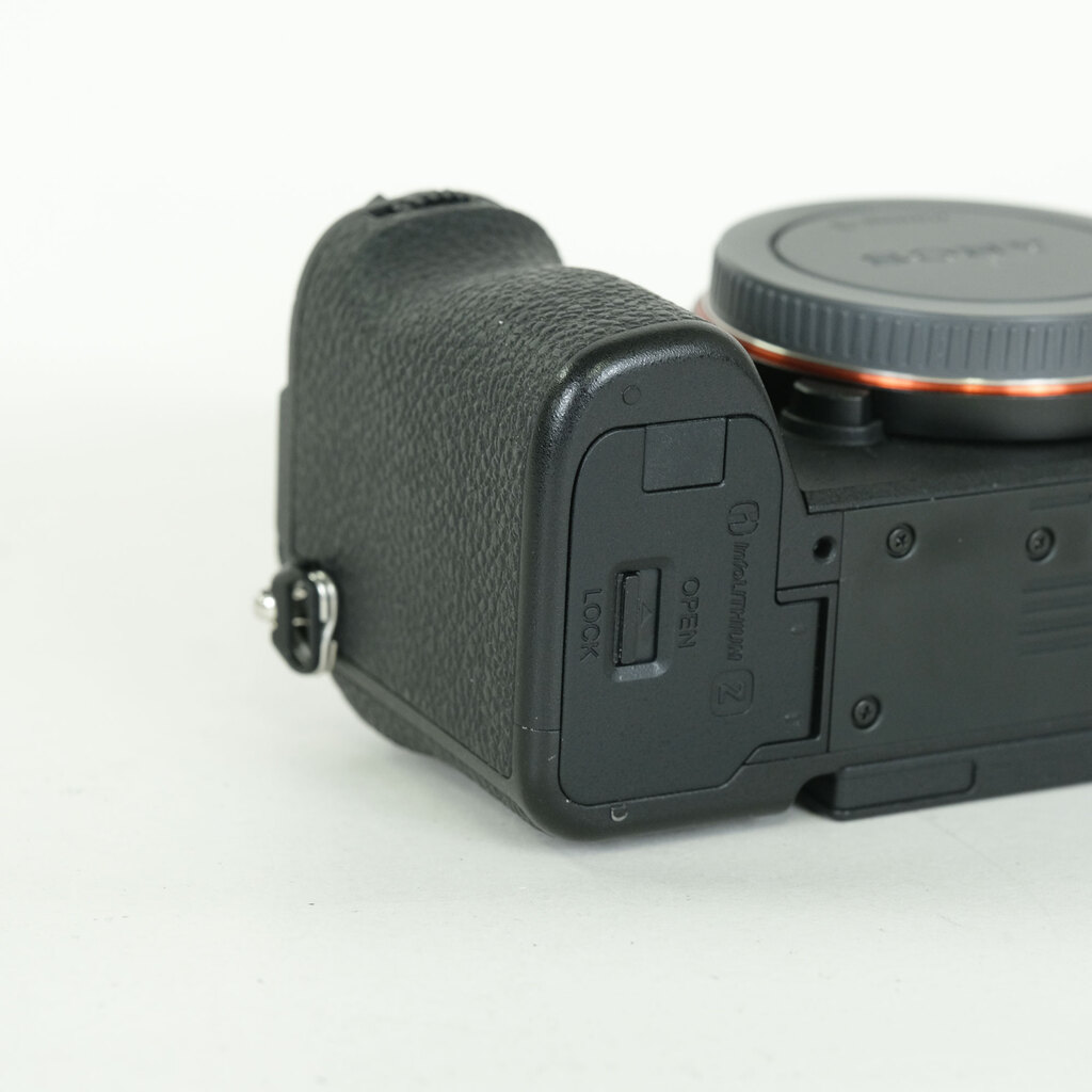 SONY α7C II(ILCE-7CM2) SONY α7C II(ILCE-7CM2)