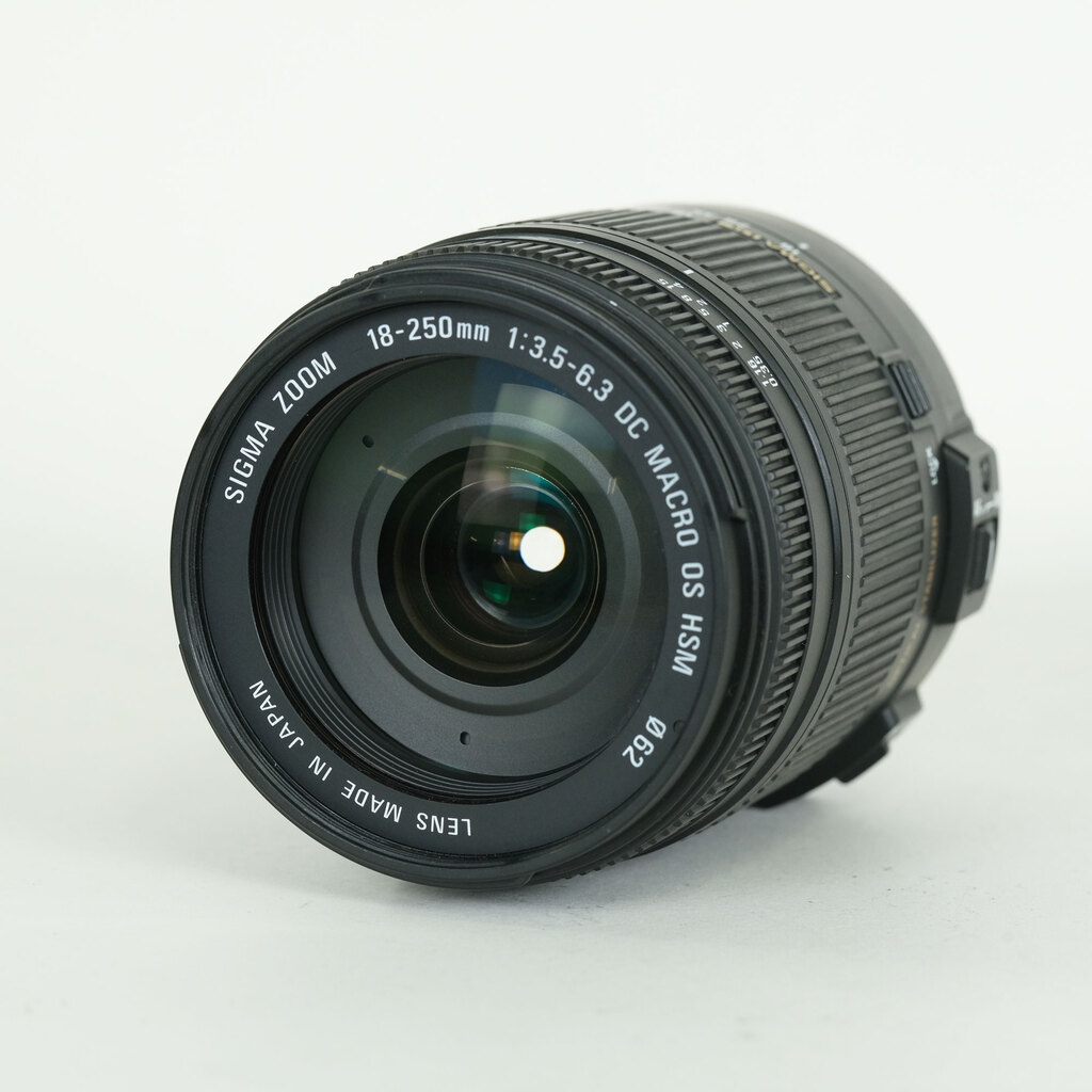 SIGMA 18-250mm F3.5-6.3 DC MACRO OS HSM (キヤノンEF用)