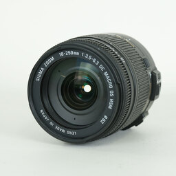 SIGMA 18-250mm F3.5-6.3 DC MACRO OS HSM (キヤノンEF用)