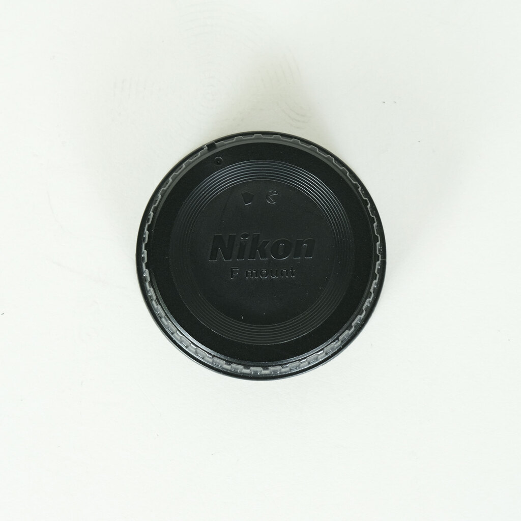 Nikon AF-S NIKKOR 28-300mm f/3.5-5.6G ED VR