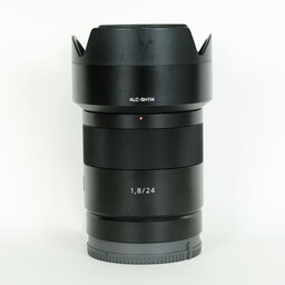 SONY Sonnar T* E 24mm F1.8 ZA SEL24F18Z