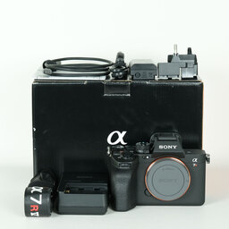 SONY α7R V(ILCE-7RM5) SONY α7R V(ILCE-7RM5)
