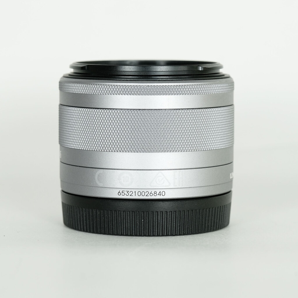 Canon EF-M15-45mm F3.5-6.3 IS STM