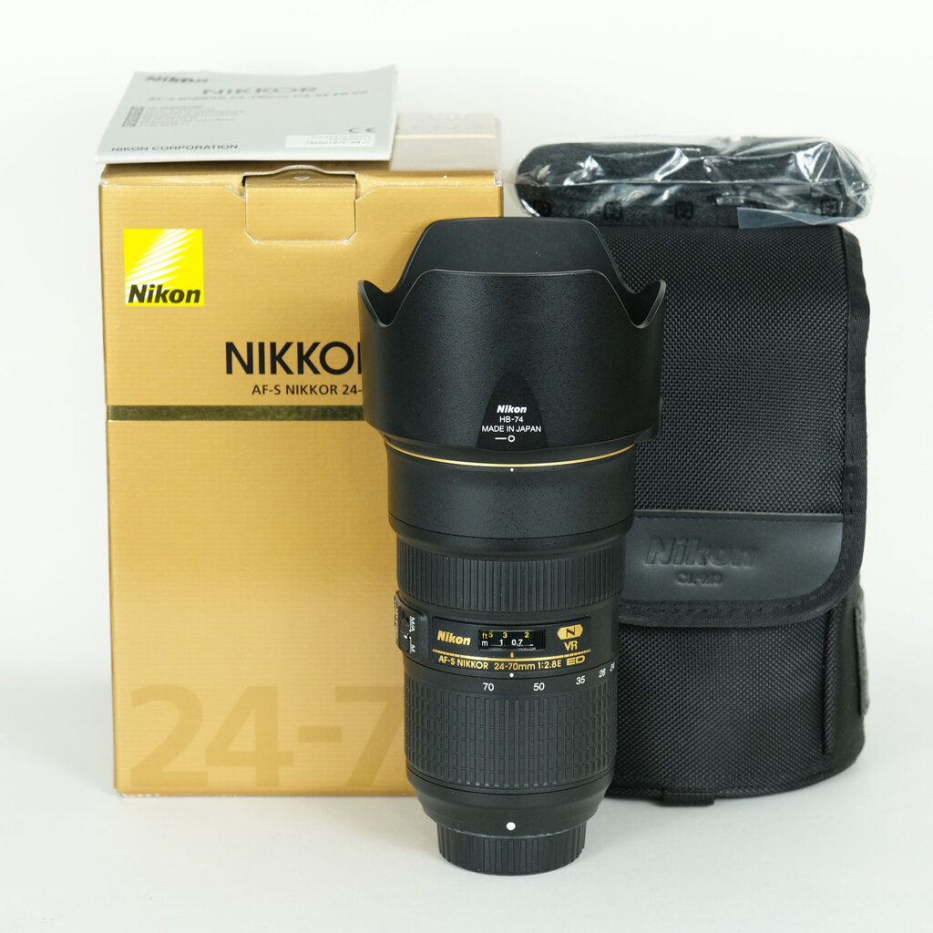 Nikon AF-S NIKKOR 24-70mm f/2.8E ED VR Nikon AF-S NIKKOR 24-70mm f/2.8E ED VR